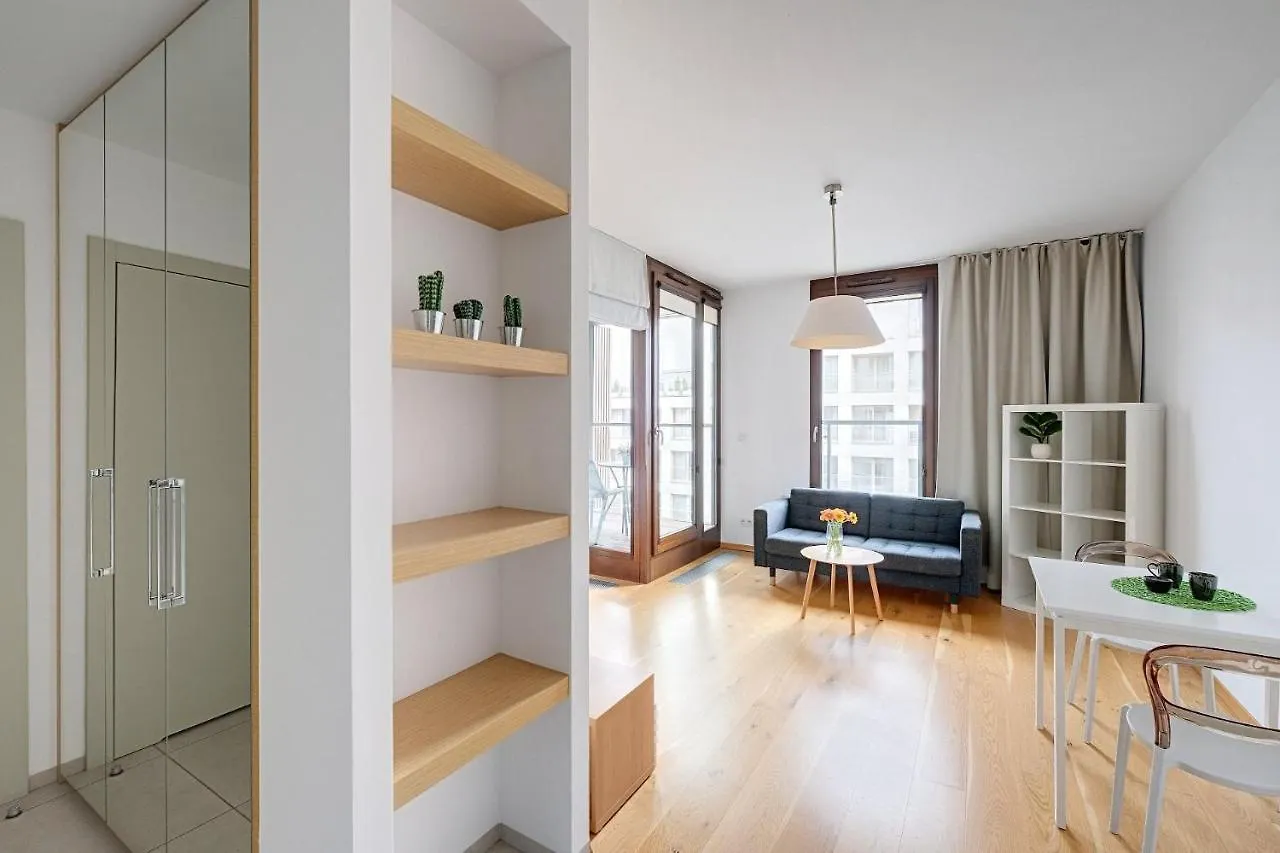 Go Apartments Варшава